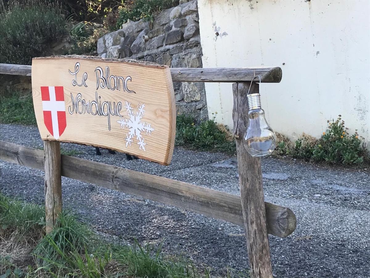 Le Blanc Nordique Villa Le Bouchet-Mont Charvin Kültér fotó
