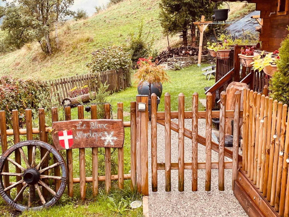 Le Blanc Nordique Villa Le Bouchet-Mont Charvin Kültér fotó